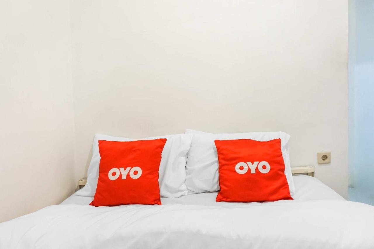 Super Oyo 91074 Stariez Senen Syariah Ξενοδοχείο Τζακάρτα Εξωτερικό φωτογραφία