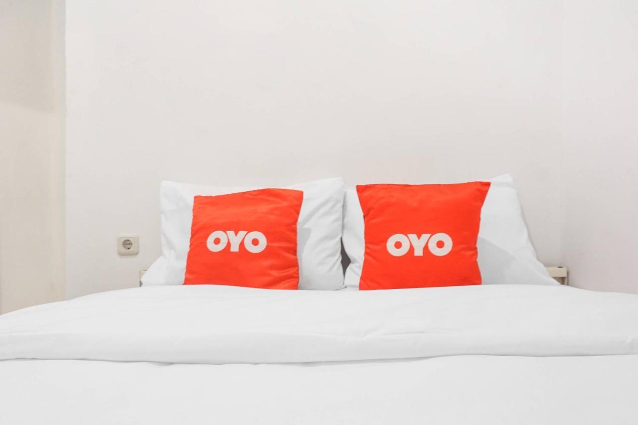 Super Oyo 91074 Stariez Senen Syariah Ξενοδοχείο Τζακάρτα Εξωτερικό φωτογραφία